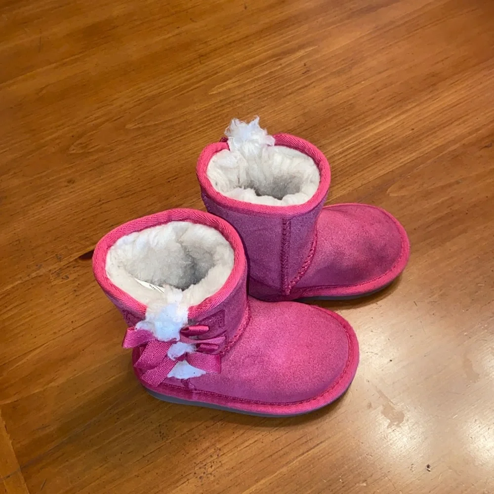 Koolaburra by UGG VICTORIA SHORT BOOT Toddler